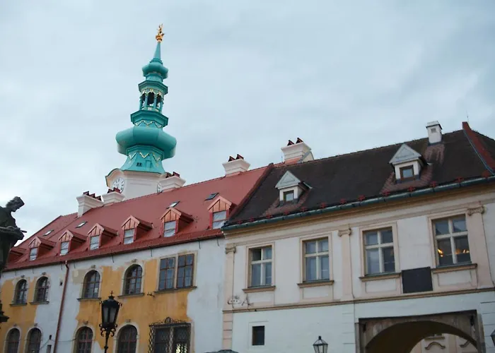 New 1 Bdr, W/private Parking ブラチスラヴァ