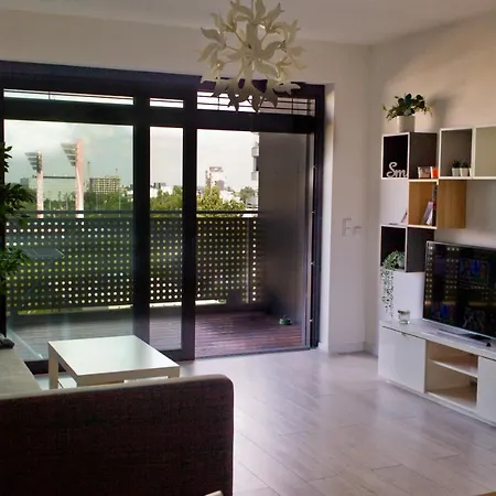 New 1 Bdr, W/private Parking